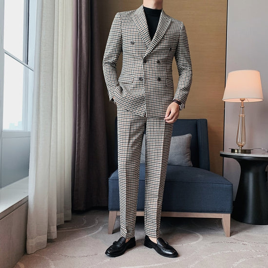 “Classic Man” Men’s Vintage Slim Fit Designer Suit
