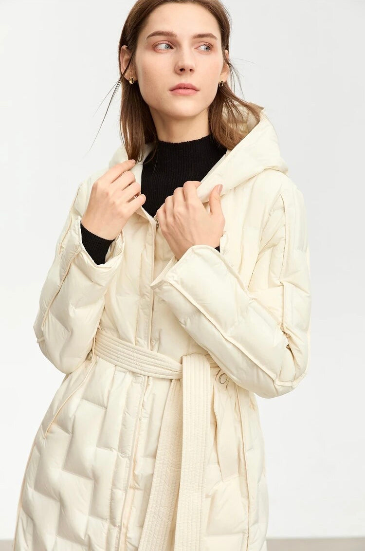 “Winter’s Tale” Women’s Minimalistic Hooded Winter Jacket