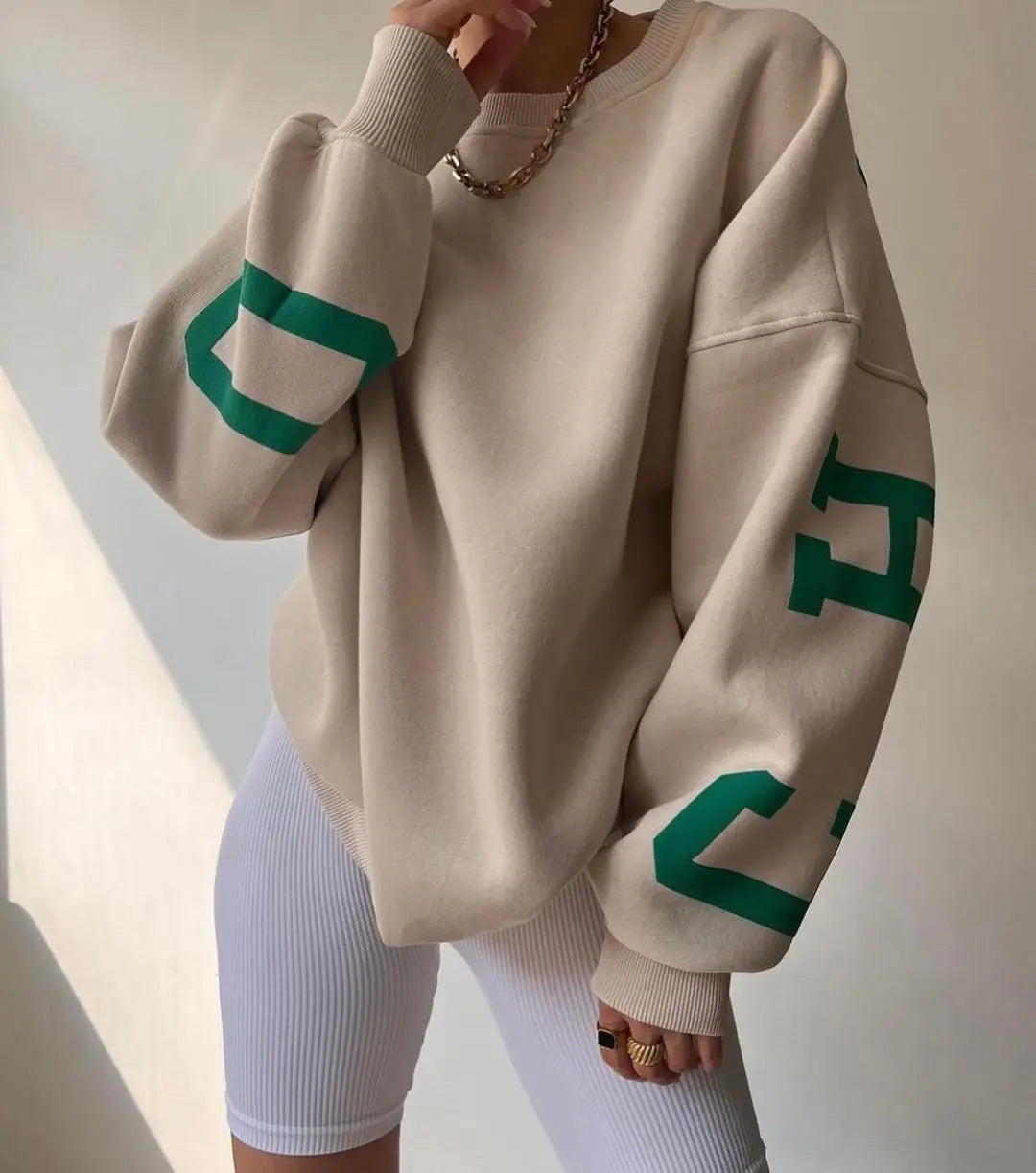 “Chicago” Women’s Casual Long Sleeve Y2K Style Fleece Pullover Hoodie