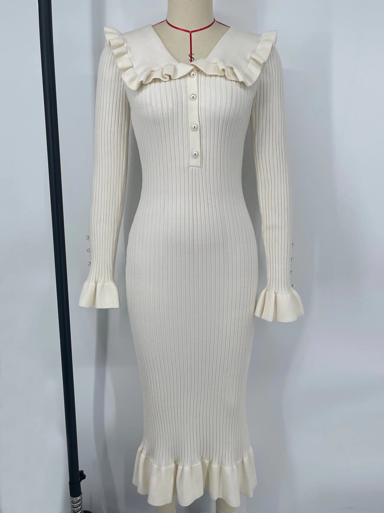 ”Elizabeth” Vintage Knitted High Waist Ruffled Maxi Dress