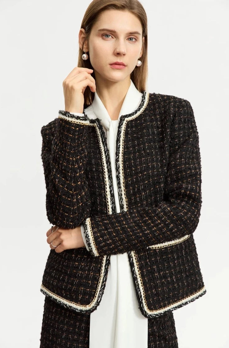 “Fantasy” Women’s Parisian Style Tweed Suit